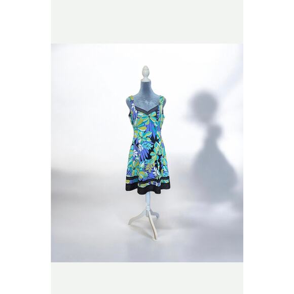 Nine West Dresses & Skirts - NINE WEST FIT & FLARE SEXY WORK CASUAL CRUISE BEACH LINED 10